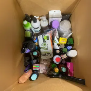 Health And Beauty with John Frieda, Suave, Rexall, Revolution, Schick, Nivea (100 Pcs Lot)
